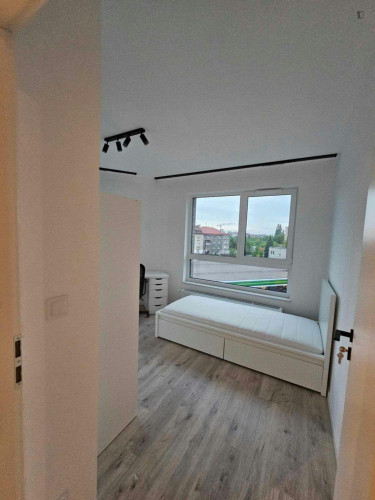 Airy single bedroom with a balcomny, in Warszawskie