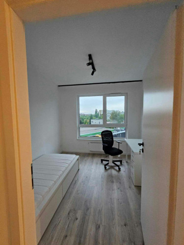 Very cool 5-bedroom apartment in Warszawskie