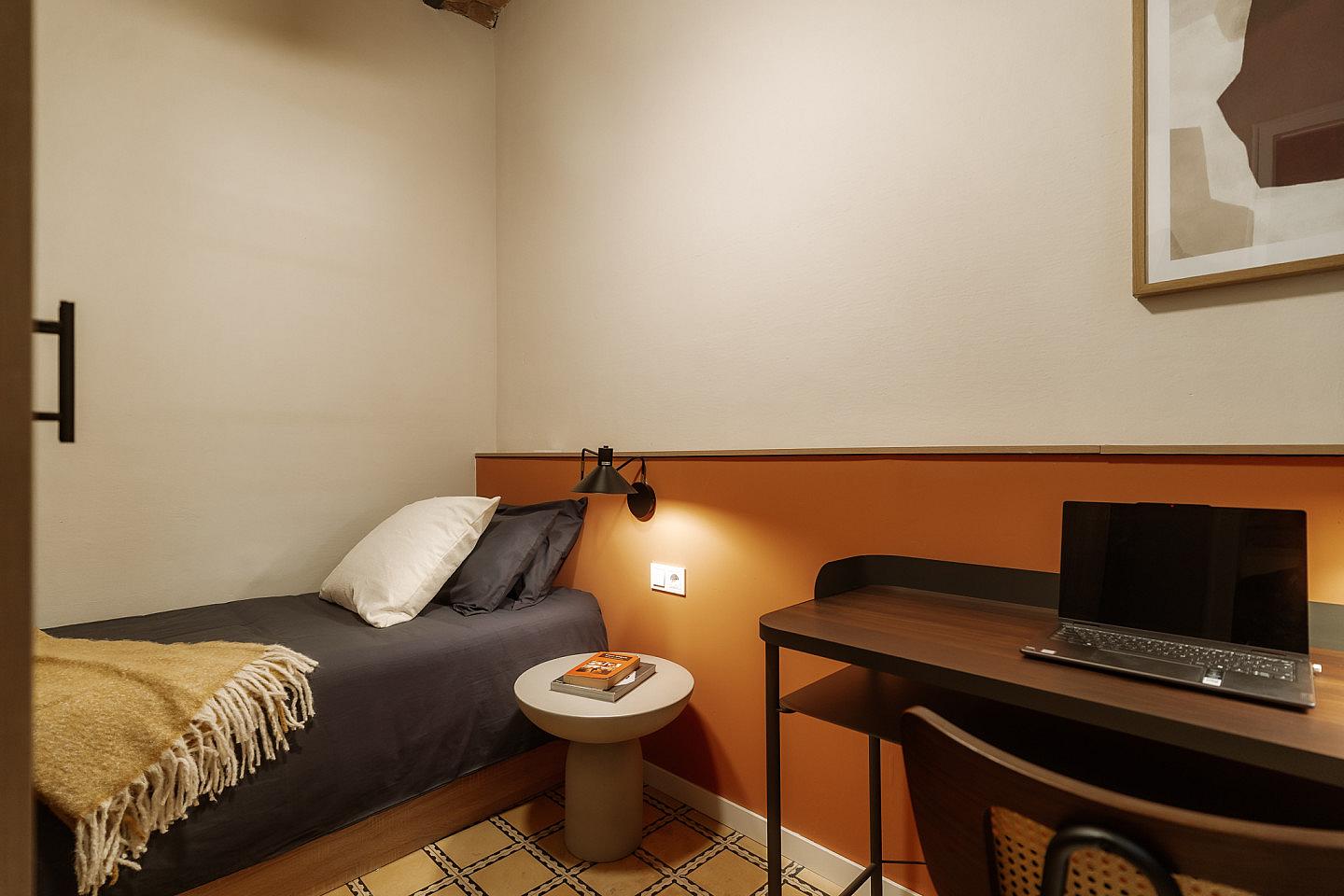  LIBRA ROOM 1  -  Modern Coliving with Character in the Heart of Vibrant Ciutat Vella Apartment  - Gallery -  6