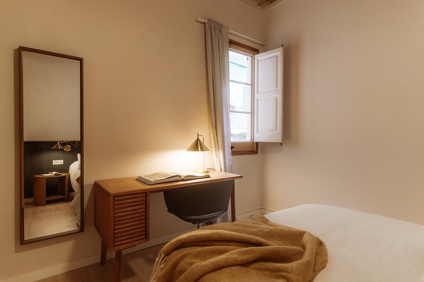  GENUS ROOM 2  -  Modern Coliving with Character in the Heart of Vibrant Ciutat Vella Apartment  - Gallery -  19