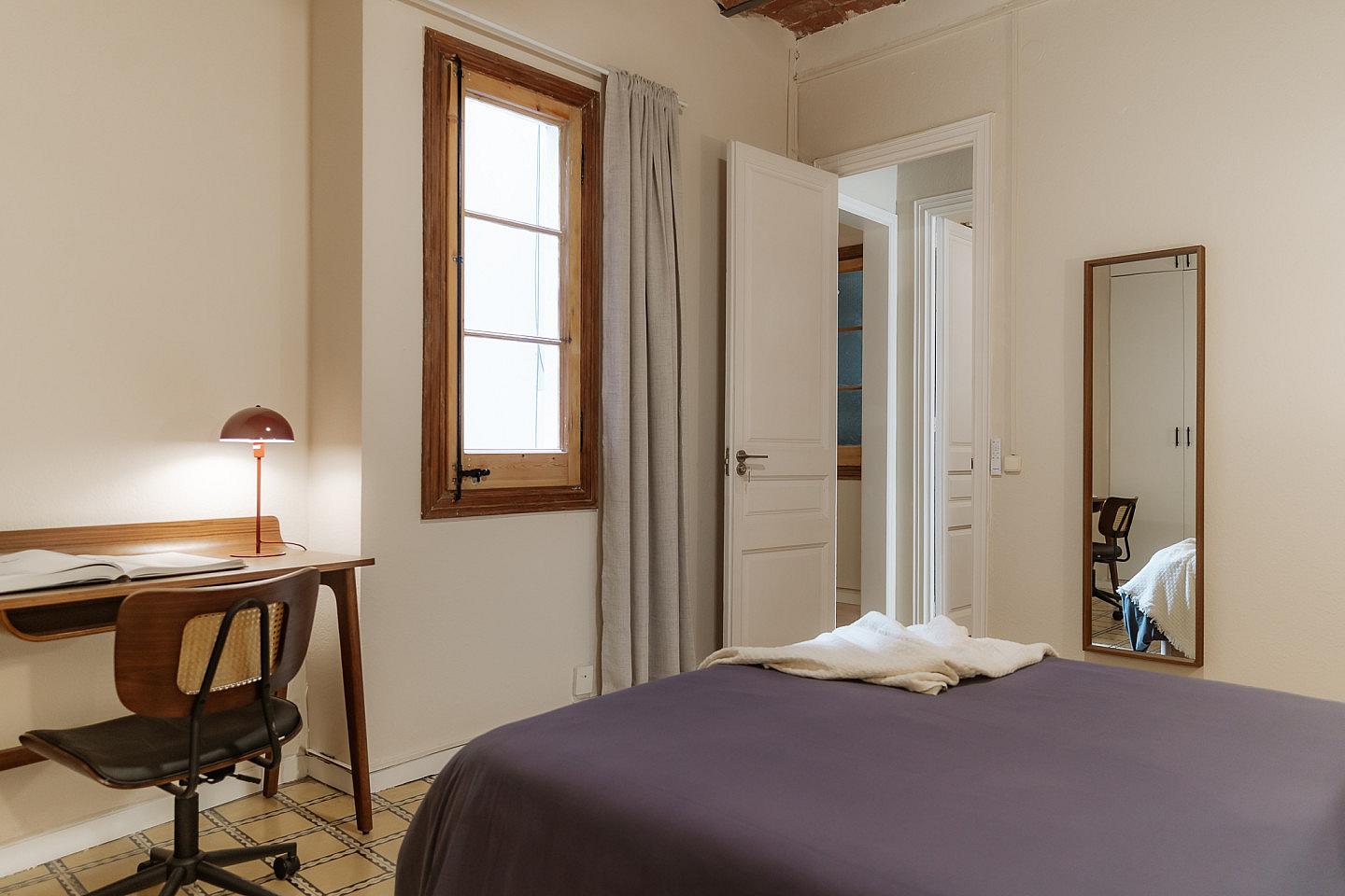  ORBE ROOM 2  -  Modern Coliving with Character in the Heart of Vibrant Ciutat Vella Apartment  - Gallery -  5