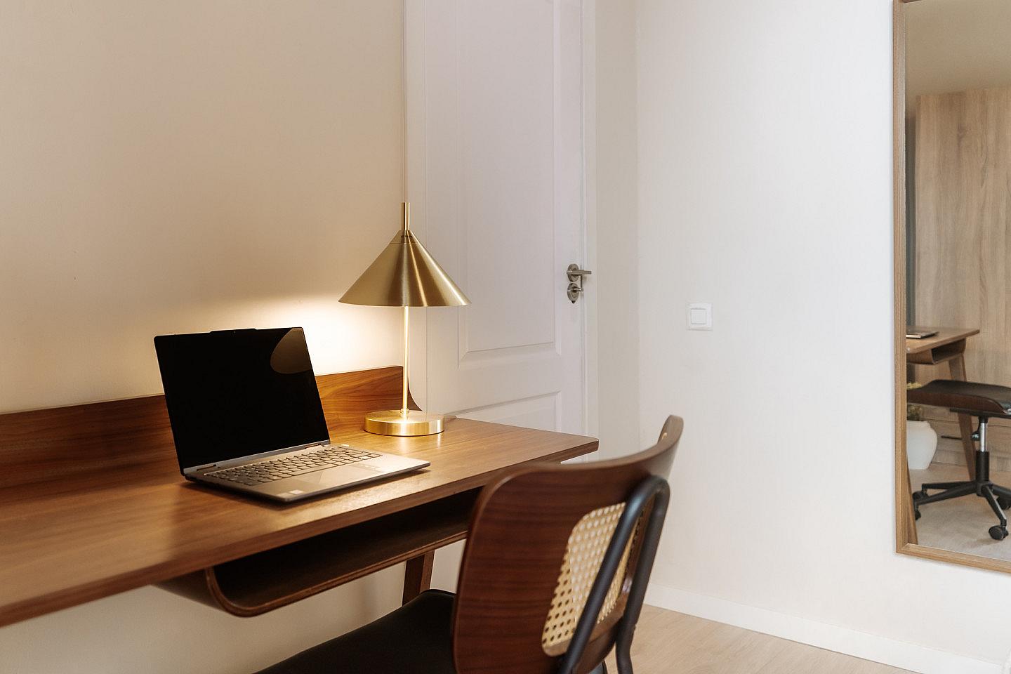 GENUS ROOM 3  -  Modern Coliving with Character in the Heart of Vibrant Ciutat Vella Apartment  - Gallery -  7