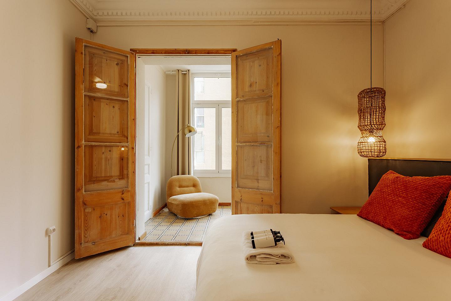  GENUS ROOM 4  -  Modern Coliving with Character in the Heart of Vibrant Ciutat Vella Apartment  - Gallery -  20