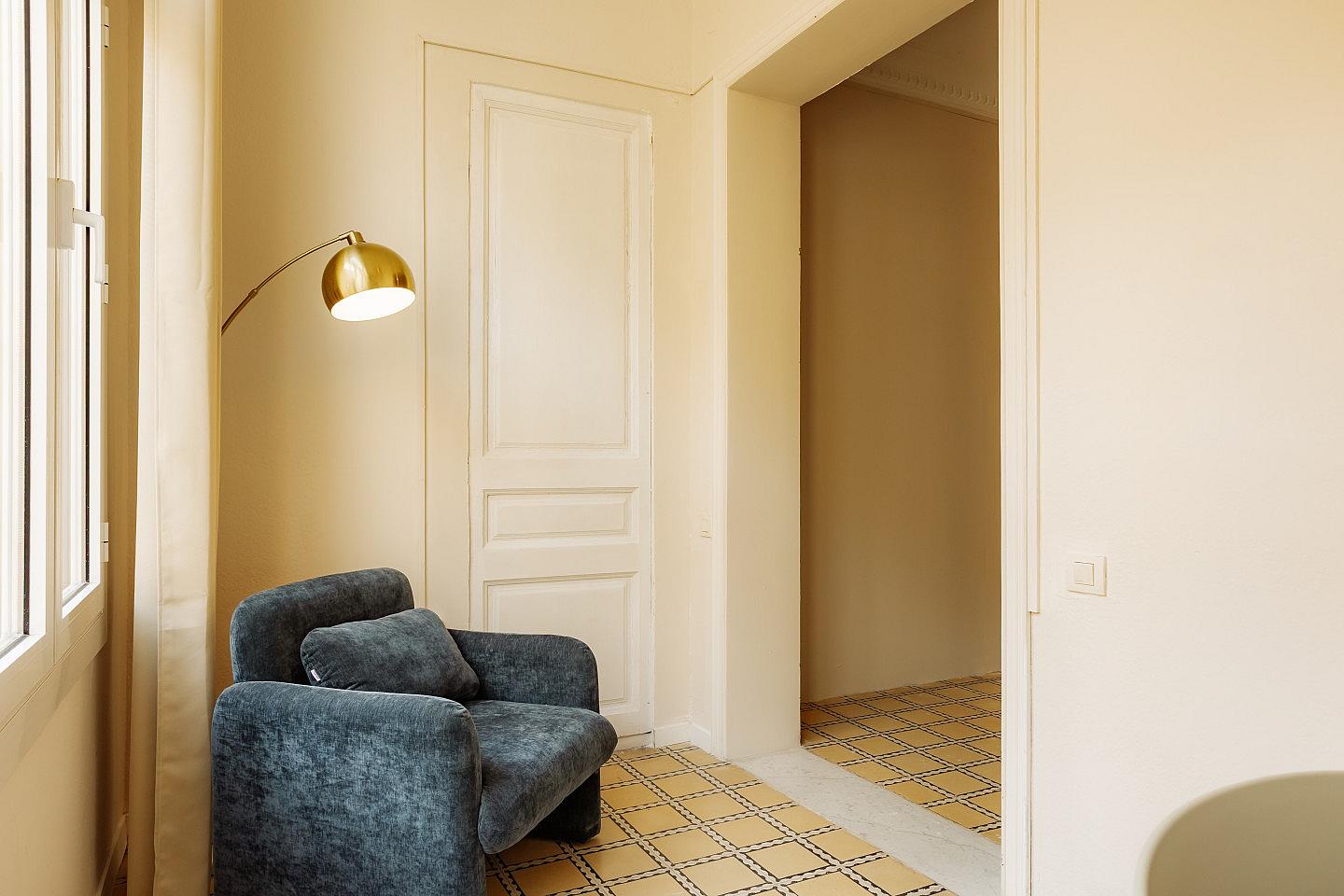  ORBE ROOM 4  -  Modern Coliving with Character in the Heart of Vibrant Ciutat Vella Apartment  - Gallery -  14