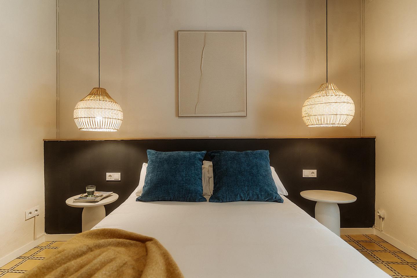  LIBRA ROOM 3  -  Modern Coliving with Character in the Heart of Vibrant Ciutat Vella Apartment  - Gallery -  3