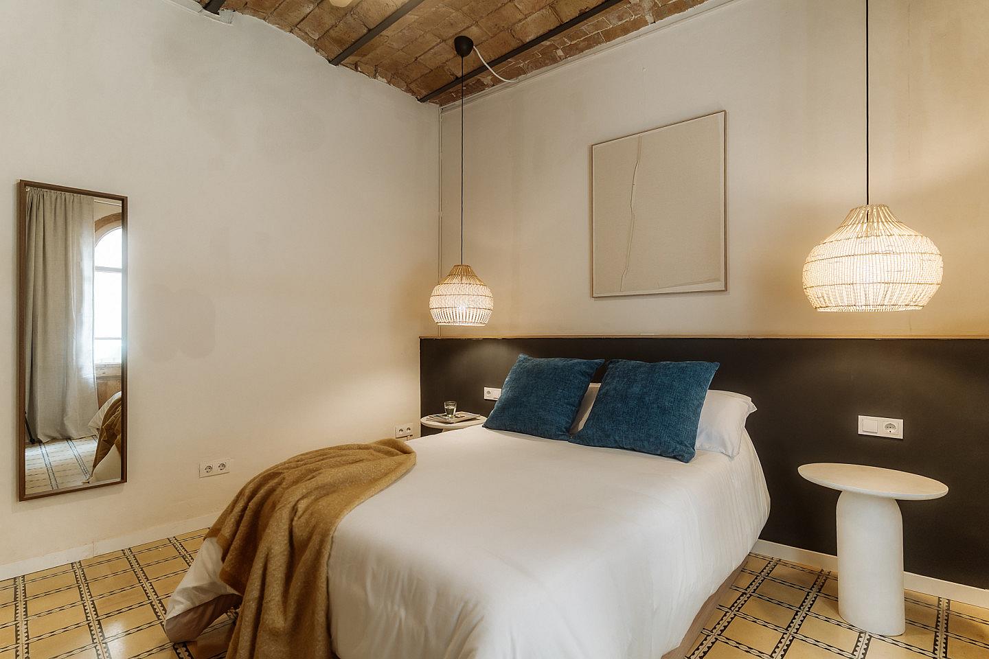 LIBRA ROOM 3  -  Modern Coliving with Character in the Heart of Vibrant Ciutat Vella Apartment  - Gallery -  22