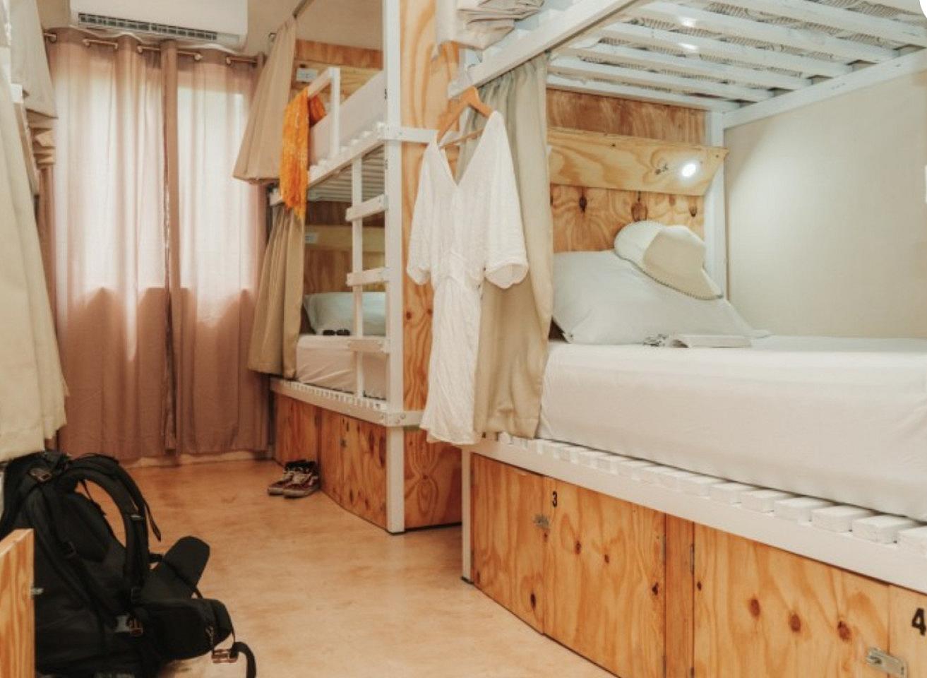 Bed In A 10-Bed Mixed Gender Room - 9