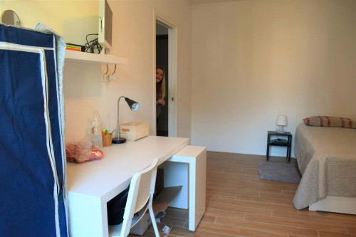 Room in Via Vittorio Veneto, Trento with 2 bedrooms