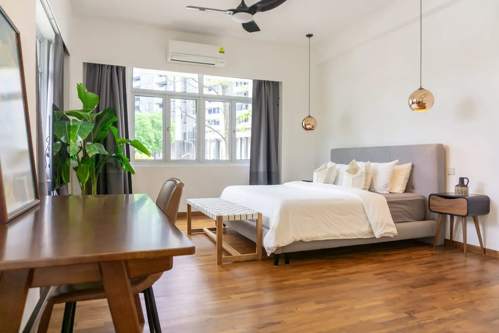 Executive Suite - Hollandswood Court - Gallery - 2