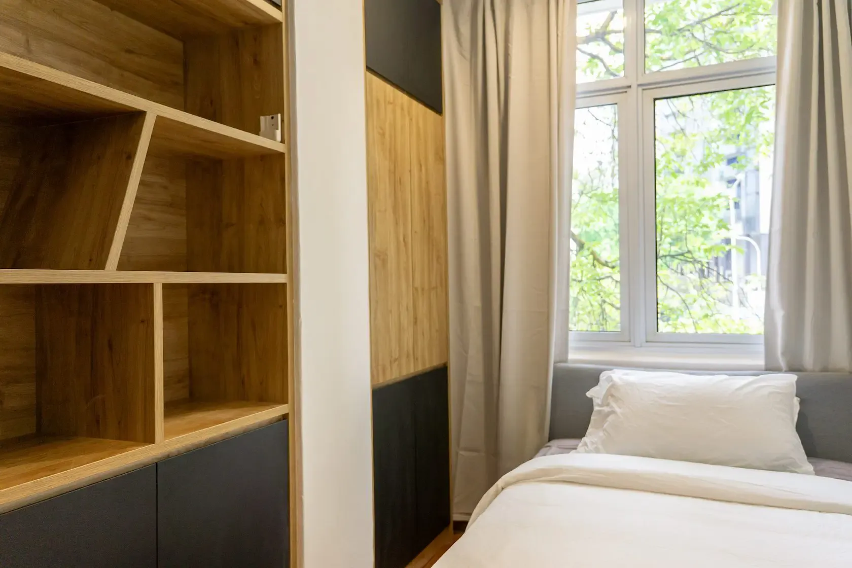 Standard Room B - Hollandswood Court - Gallery - 2