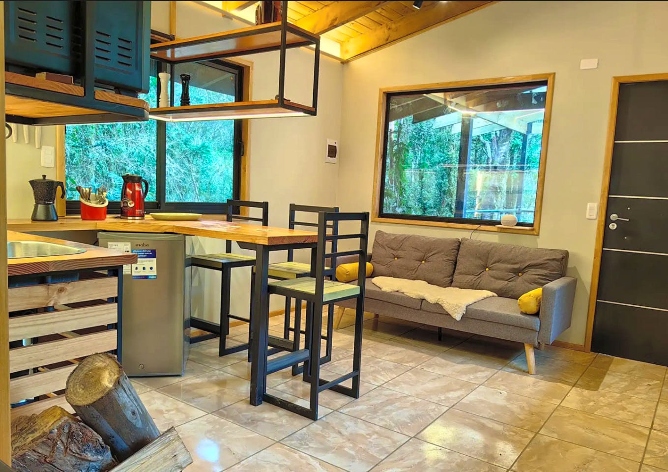  House Between Treetops (jacuzzi) W/ King Bed Or Two Singles  -  Nature Coliving Lodge located in the middle of the Valdivian Rainforest, just 20 minutes from downtown Valdivia  - Gallery -  3