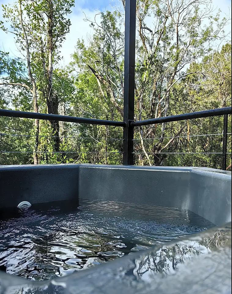  House Between Treetops (jacuzzi) W/ King Bed Or Two Singles  -  Nature Coliving Lodge located in the middle of the Valdivian Rainforest, just 20 minutes from downtown Valdivia  - Gallery -  33