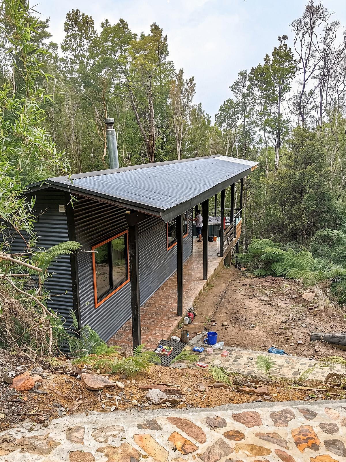  House Between Treetops (jacuzzi) W/ King Bed Or Two Singles  -  Nature Coliving Lodge located in the middle of the Valdivian Rainforest, just 20 minutes from downtown Valdivia  - Gallery -  45