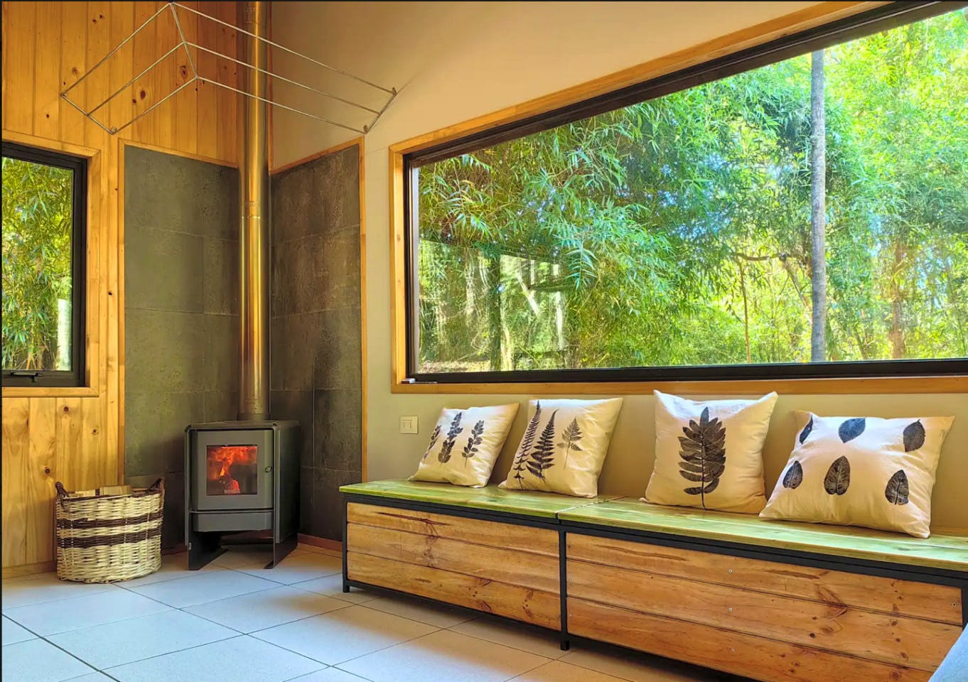  Private  -  Nature Coliving Lodge located in the middle of the Valdivian Rainforest, just 20 minutes from downtown Valdivia  - Gallery -  16