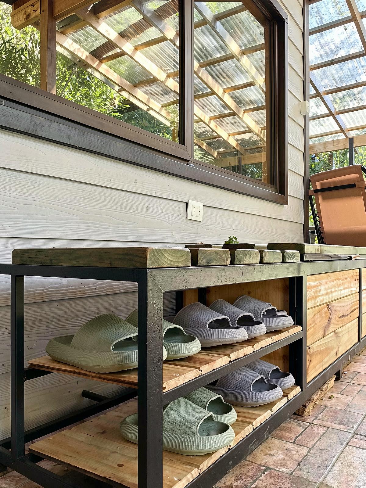  Private  -  Nature Coliving Lodge located in the middle of the Valdivian Rainforest, just 20 minutes from downtown Valdivia  - Gallery -  71