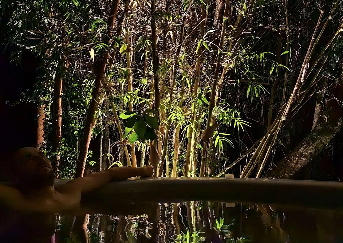  Bambu House W/queen Bed  -  Nature Coliving Lodge located in the middle of the Valdivian Rainforest, just 20 minutes from downtown Valdivia  - Gallery -  29
