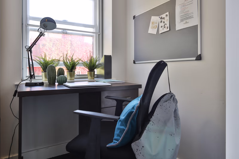  Classic 1-Bed Apartment  -  Dean Clarke Lofts  - Gallery -  2