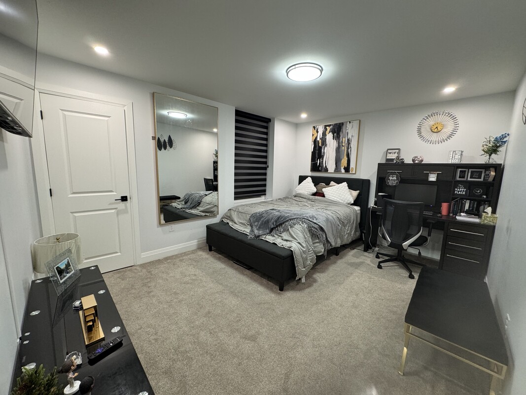  Cozy Room With A Private Bath(Single Bed)  -  Luxury Homestay with a Private Bath  - Gallery -  1