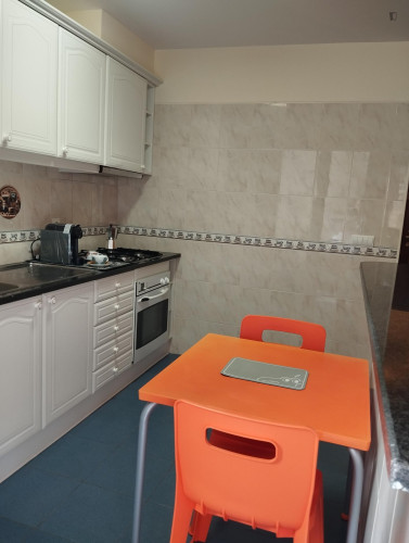 Charming T0 in a privileged residential area  - Gallery -  4