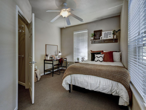 Kent State University Apartments | University Edge  - Gallery -  2
