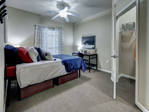 Kent State University Apartments | University Edge  - Gallery -  3
