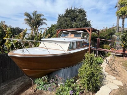 Beautiful Boat House - Gallery - 6