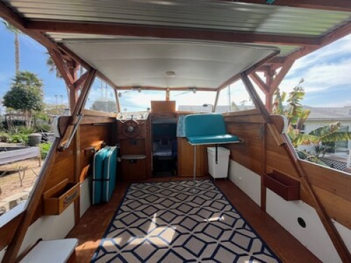 Beautiful Boat House - Gallery - 7