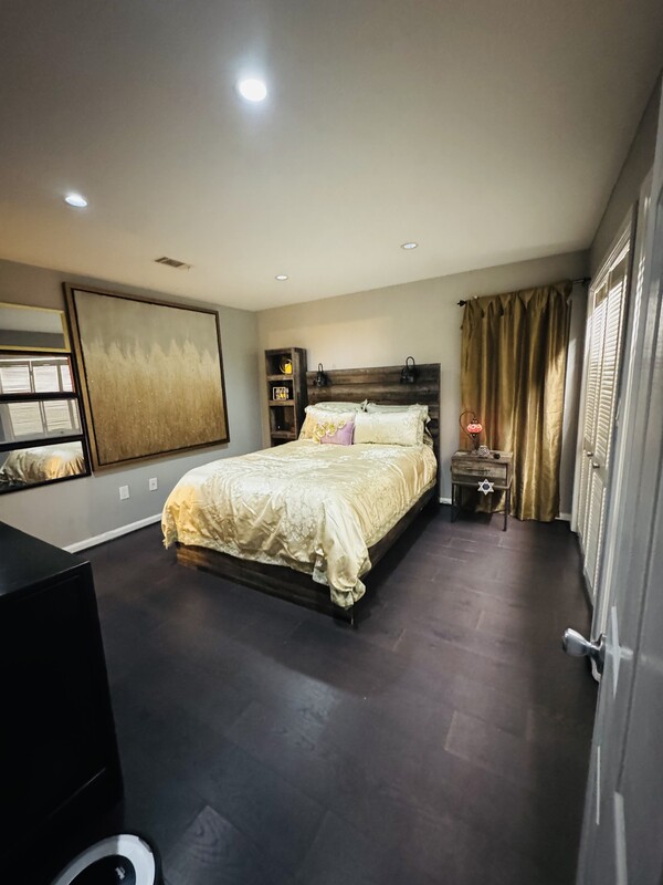  Guest Room (Single Bed)  -  Beautiful open spacious room   - Gallery -  1