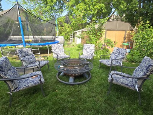 Beautiful home by the Lake