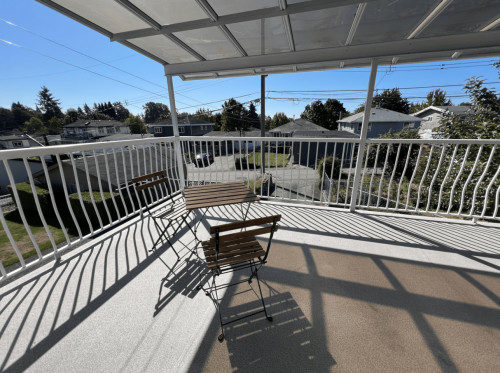 Vibrant Lovely House w/ Backyard near Bobolink Park and Fraserview Clubhouse