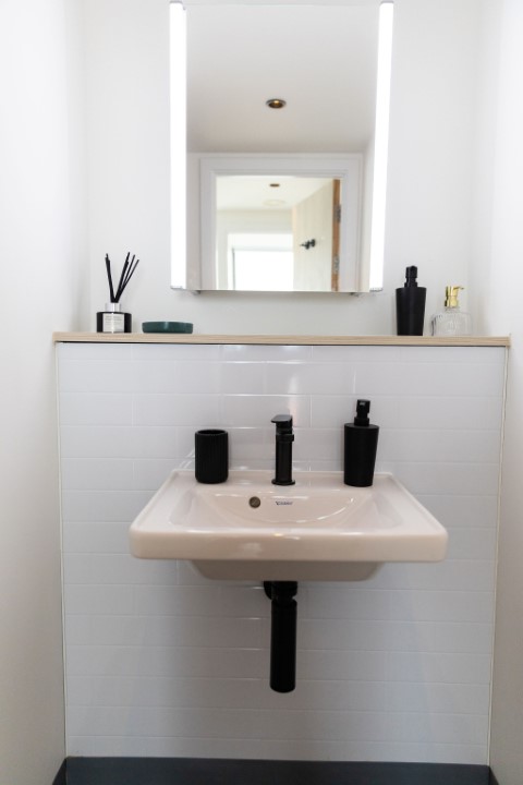  Standard En-Suite  -  Martha Street Apartments  - Gallery -  3