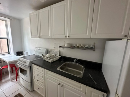 Silver Room - St Clair Av