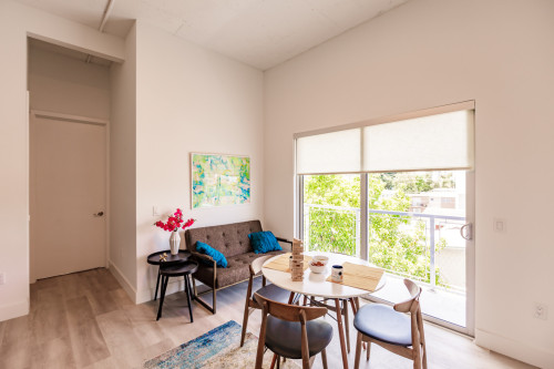 NorthWest 7th Home - Gallery - 76