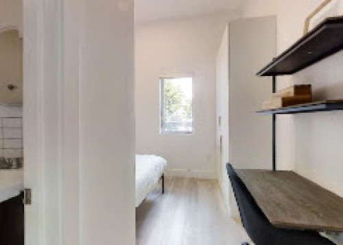 NorthWest 7th Home - Gallery - 51