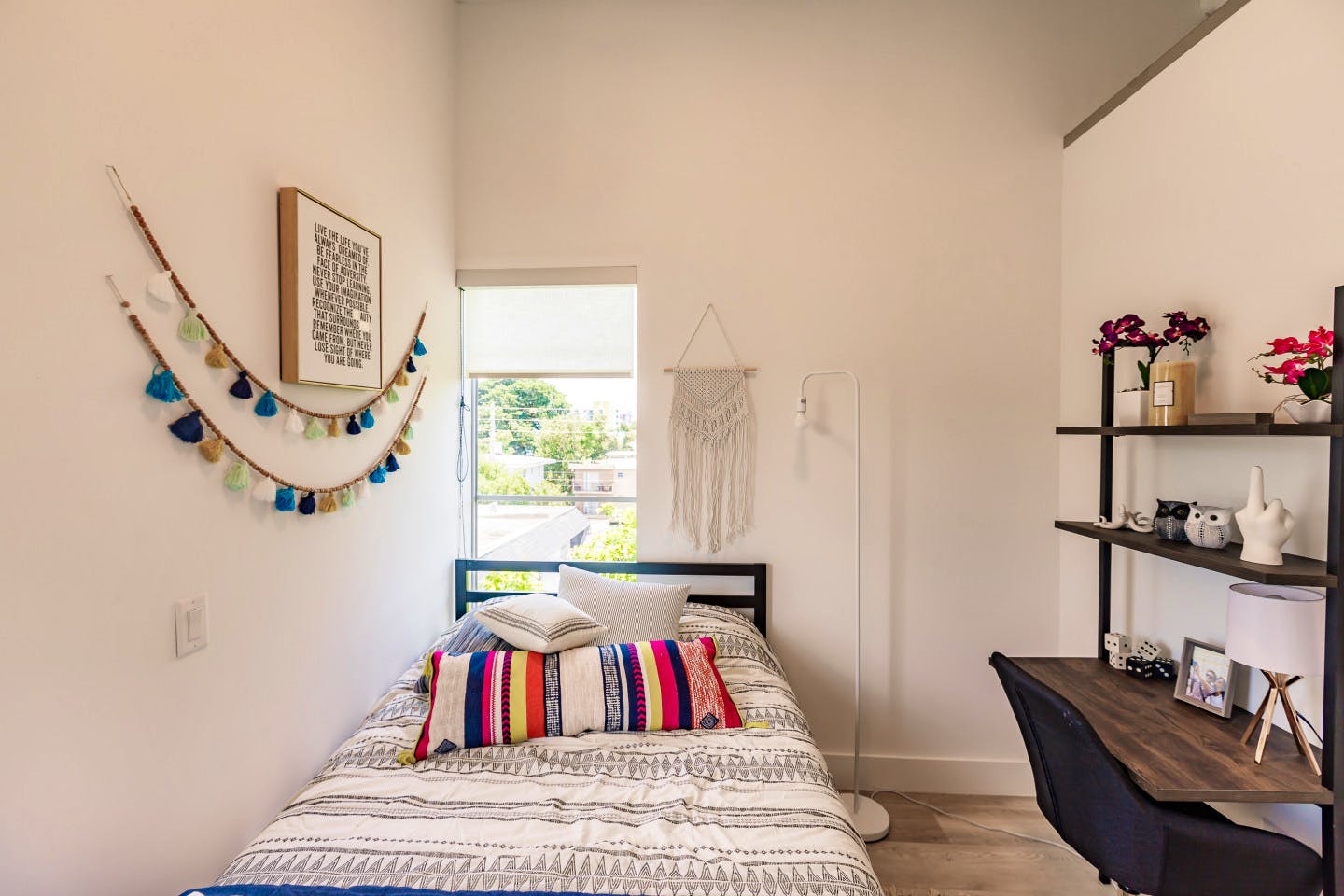 Bedroom In A 3-Bed Mixed Gender Apartment - 19
