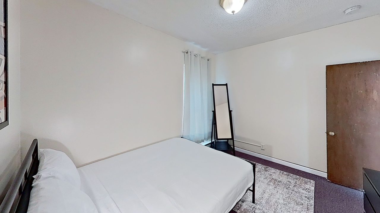 #1885: South End - Queen Bedroom C - #1885: South End - Gallery - 8