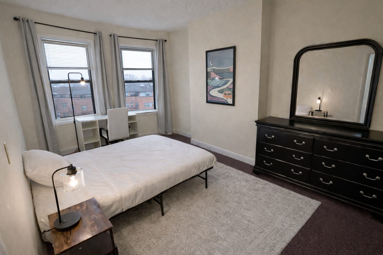 #1885: South End - Full Room B - #1885: South End - Gallery - 2