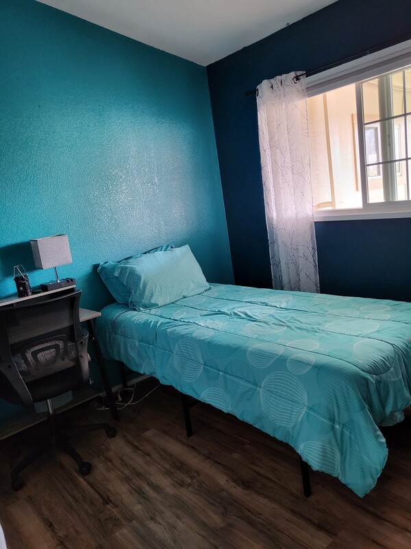  2nd  Bedroom(Full Room)  -  Quiet House in San Diego  - Gallery -  1