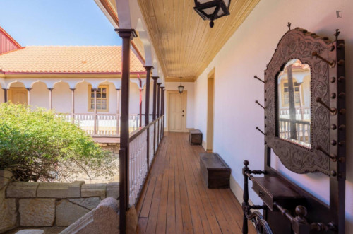 Astonishing 5 Bedroom House with a swimming pool and a Chapel close to Valpaços - Gallery - 17