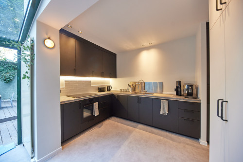 Chic Coliving in Chatelain + Stylish Rooms & Cool Vibes!