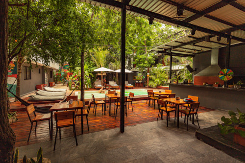 Vibrant Coliving Community with Pool & Bar in Tulum's Magical Centro