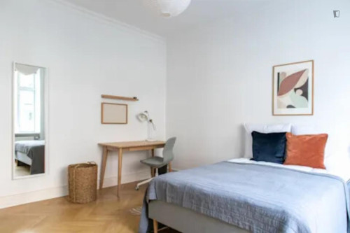 Delightful double bedroom near the Nuuks Plads St metro 