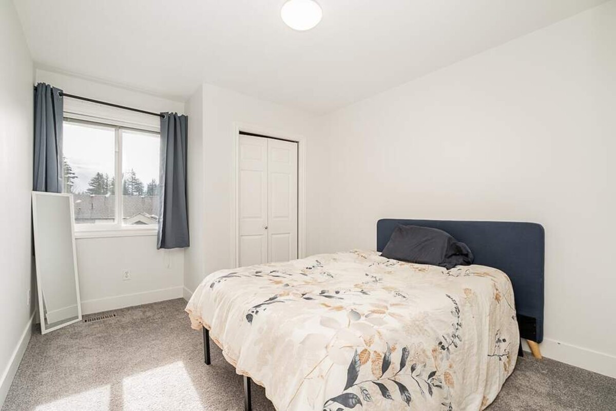 Student Bdrm(Full Room) - 1