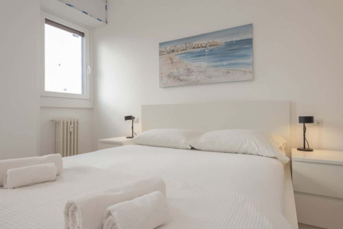 2 - Gallery - 9