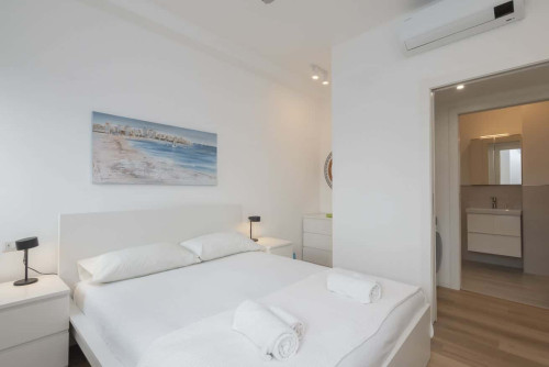2 - Gallery - 6