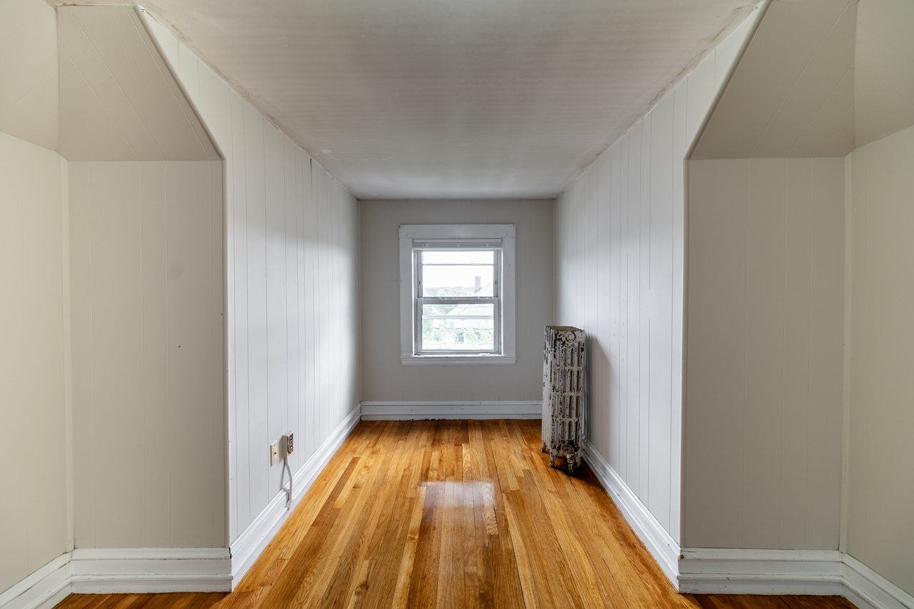  #1890: Somerville - Queen Bedroom D  -  #1890: Somerville  - Gallery -  14