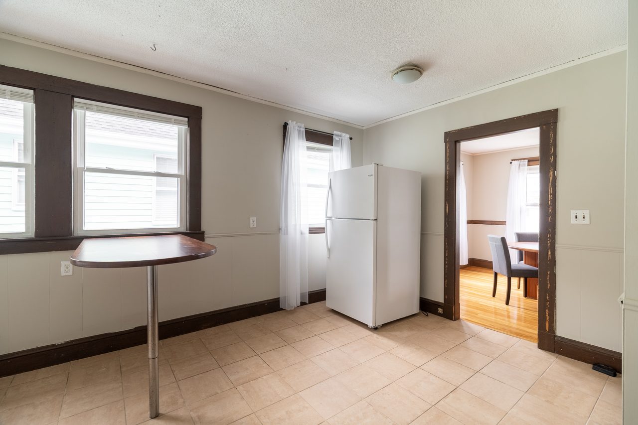  #1890: Somerville - Queen Bedroom C  -  #1890: Somerville  - Gallery -  6