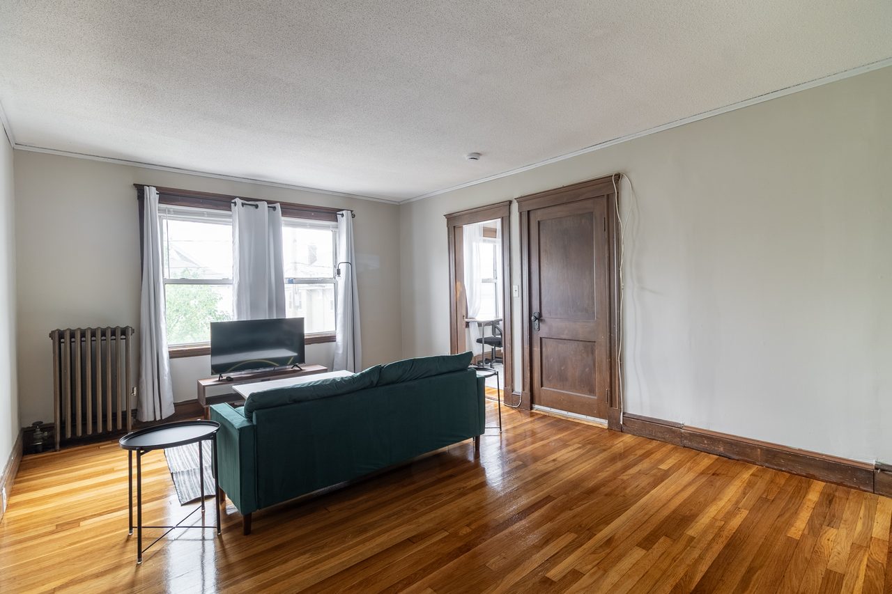 #1890: Somerville - Queen Bedroom B  -  #1890: Somerville  - Gallery -  10