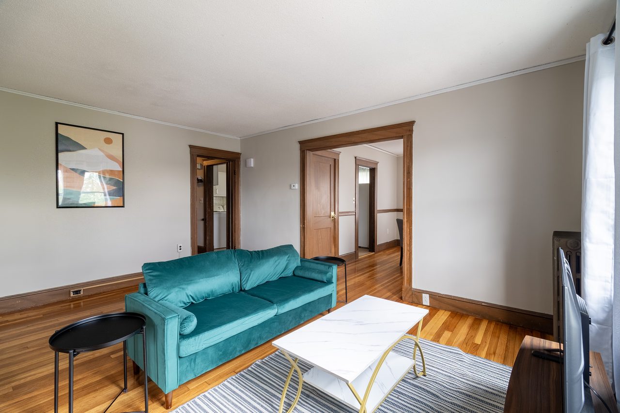  #1890: Somerville - Queen Bedroom B  -  #1890: Somerville  - Gallery -  1