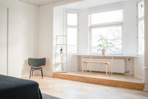 Bright double bedroom near Fælledparken
